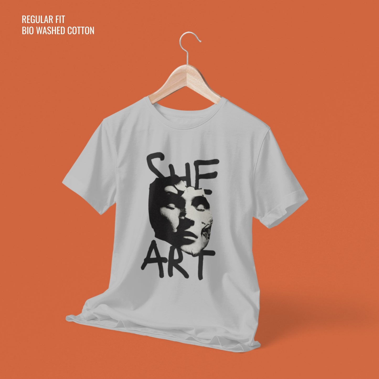 She Art - Graphic Tee