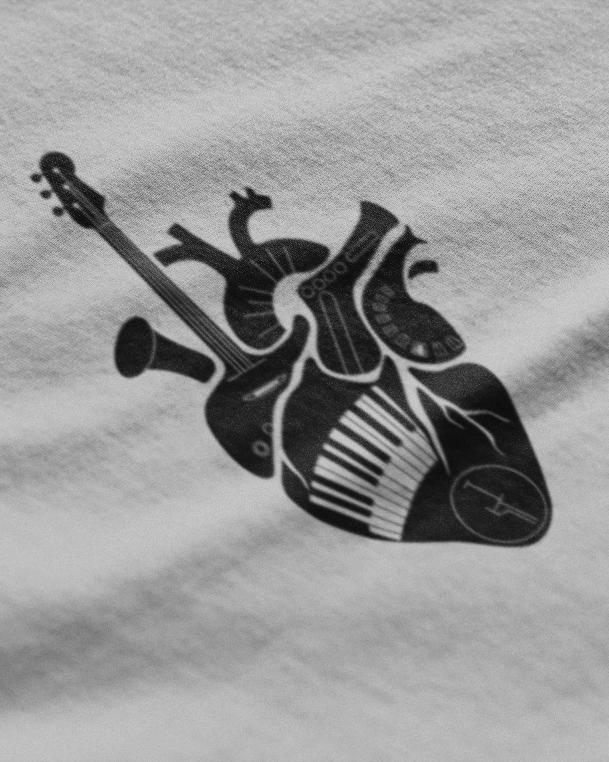 Music in my Heart - Classic Fit Tshirt
