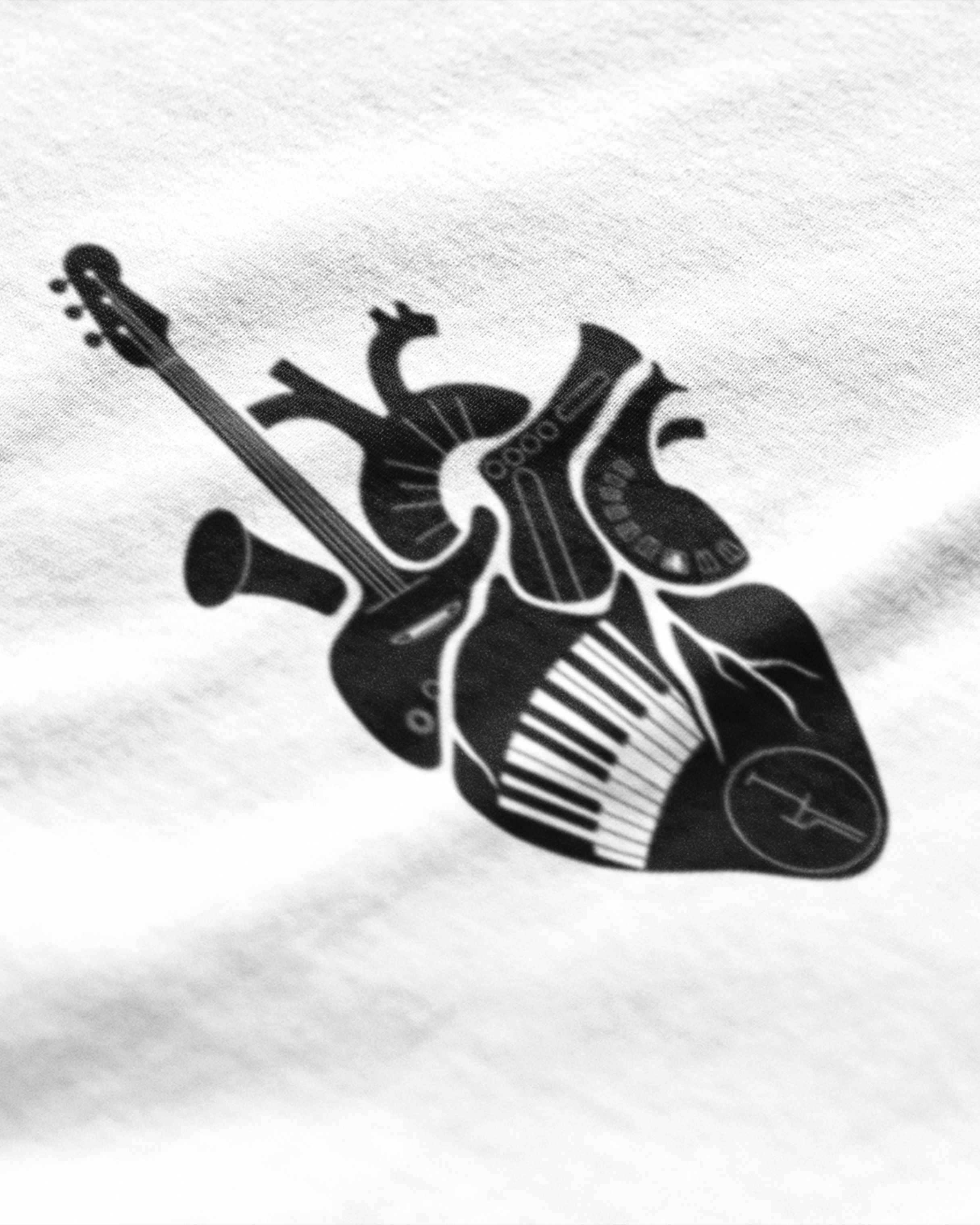 Music in my Heart - Classic Fit Tshirt